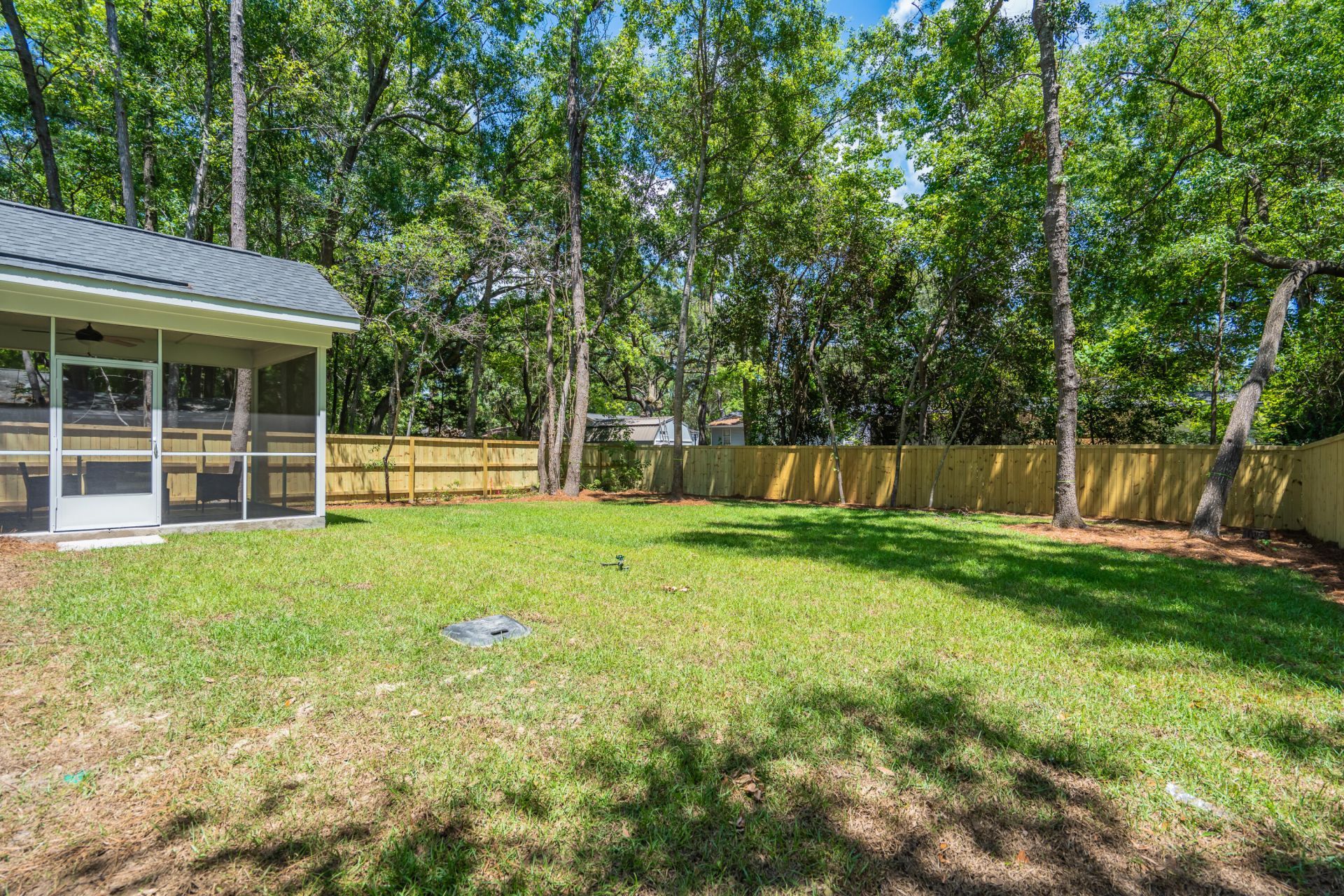 696 Eagle Street Photo 51