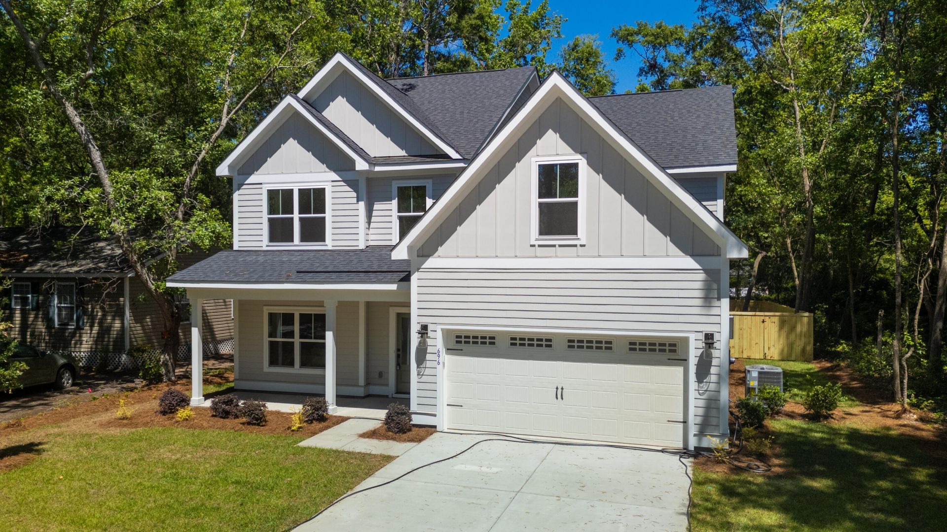 696 Eagle Street Photo 53