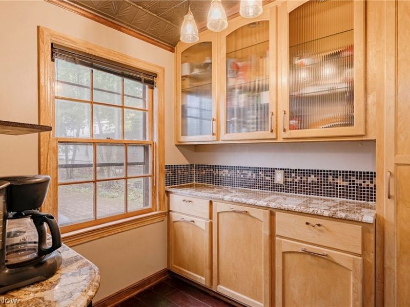 3675 Avalon Road, Shaker Heights, OH 44120 Photo 11