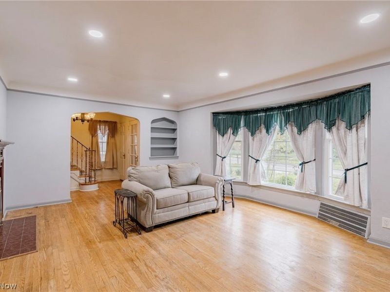 3675 Avalon Road, Shaker Heights, OH 44120 Photo 3