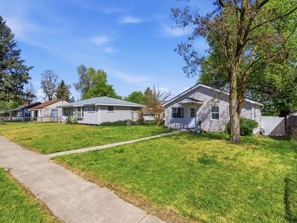 403 E Sanson Ave, Spokane, WA 99208