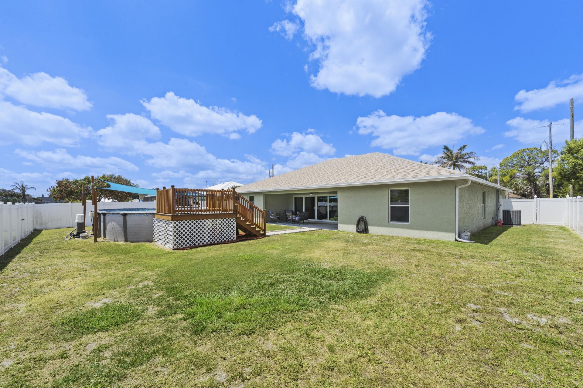 2025 SE South Buttonwood Drive, Port Saint Lucie, FL 34952 Photo