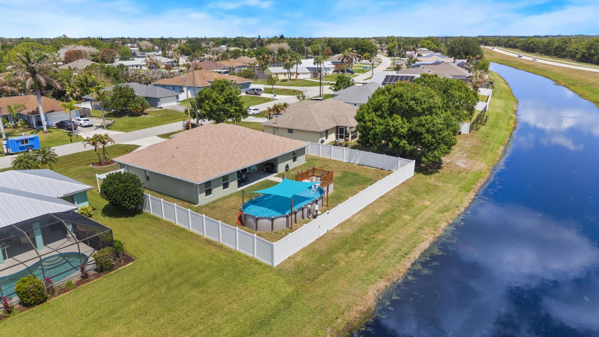 2025 SE South Buttonwood Drive, Port Saint Lucie, FL 34952 Photo