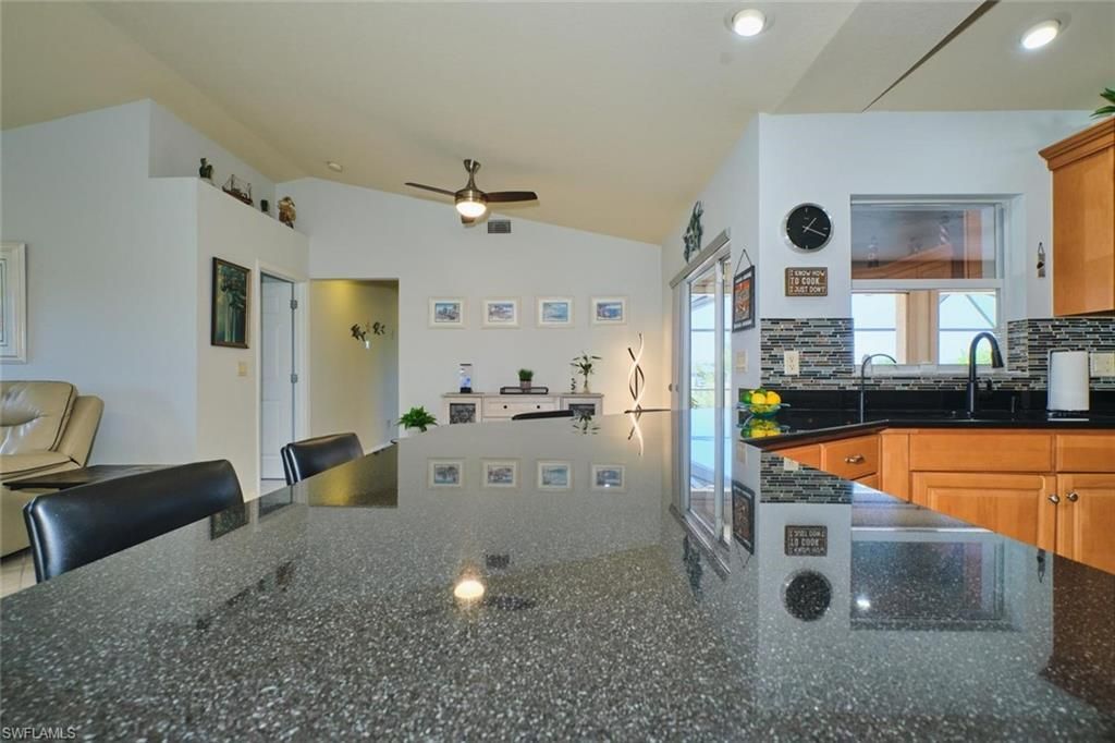 844 NE 6th Ave, Cape Coral, FL 33909 Photo