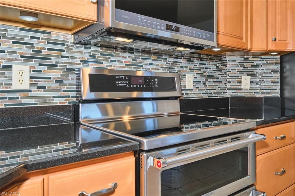 844 NE 6th Ave, Cape Coral, FL 33909 Photo