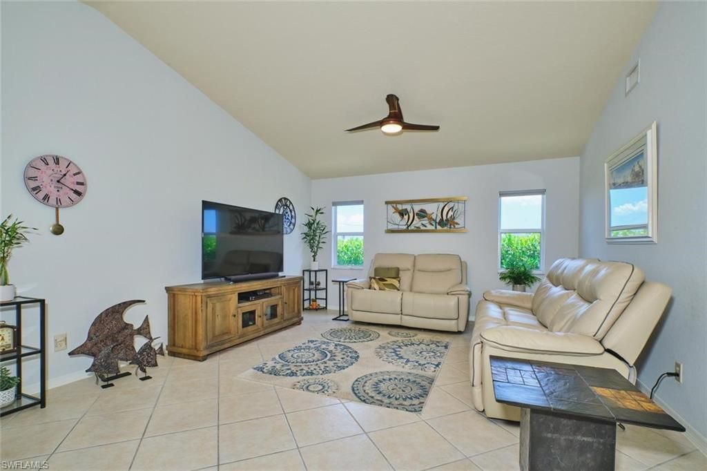844 NE 6th Ave, Cape Coral, FL 33909 Photo