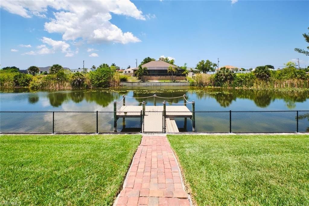 844 NE 6th Ave, Cape Coral, FL 33909 Photo