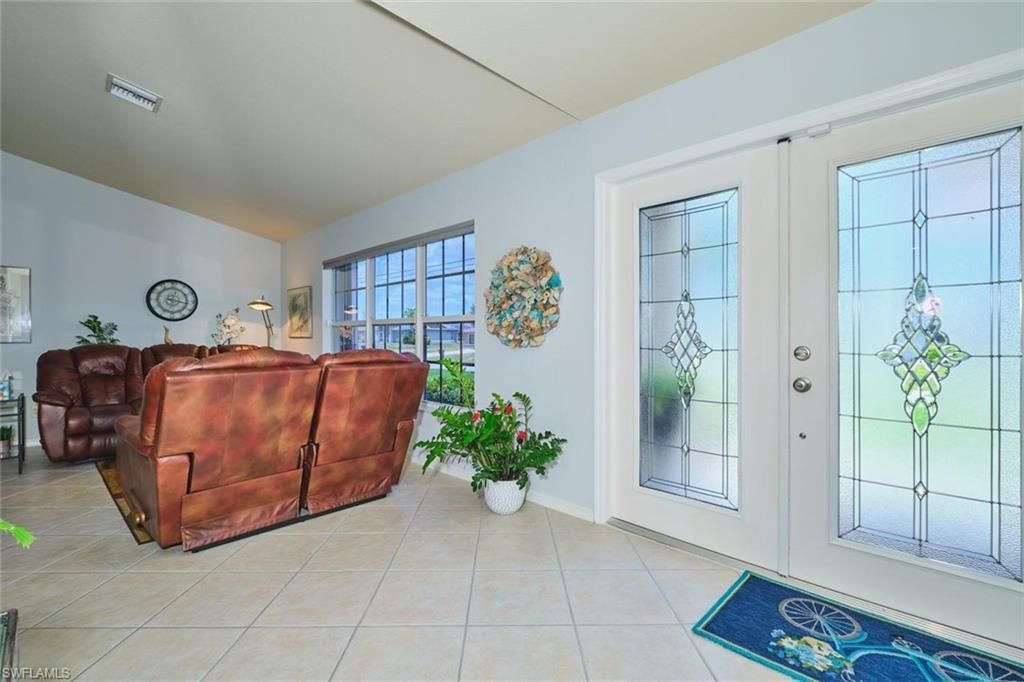 844 NE 6th Ave, Cape Coral, FL 33909 Photo