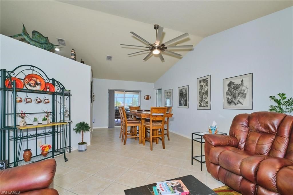 844 NE 6th Ave, Cape Coral, FL 33909 Photo