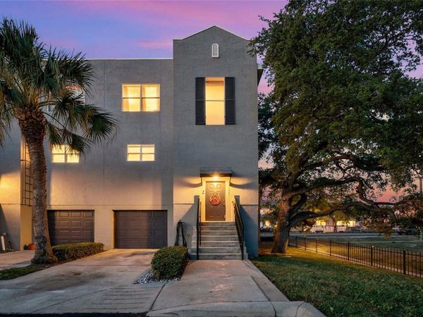 5301 ESCENA COURT, TAMPA, FL 33611