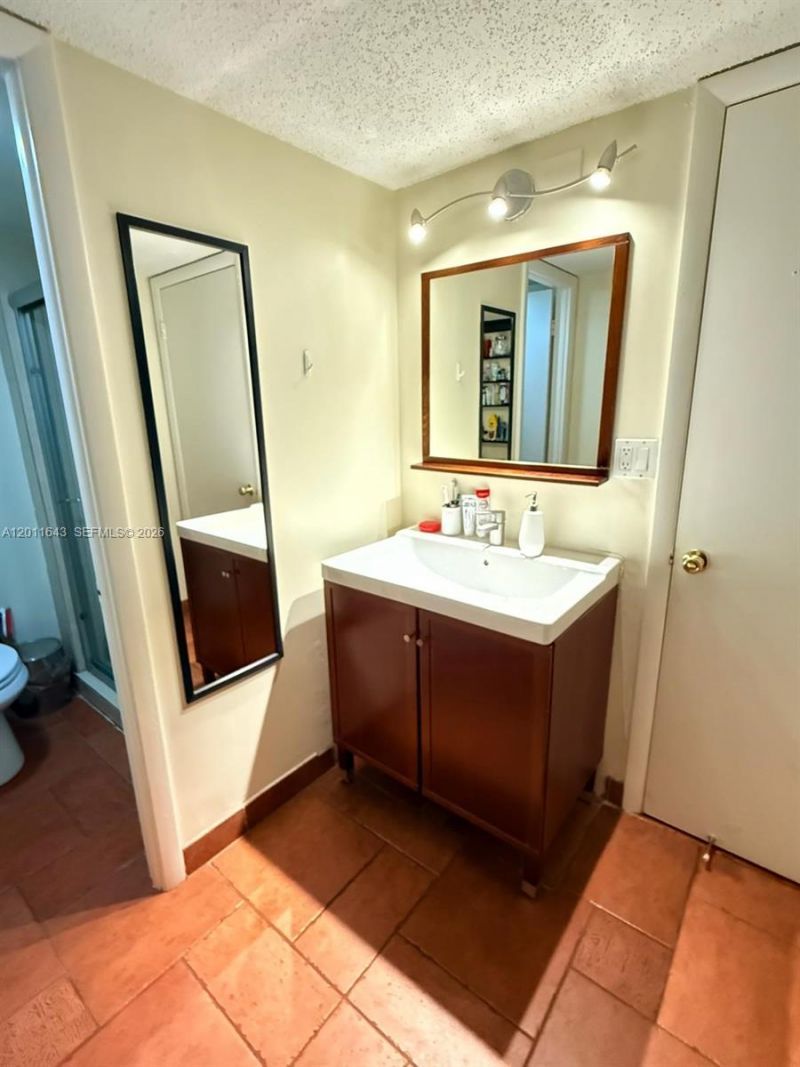20441 NE 30th Ave, Unit 116-9, Aventura, FL 33180 Photo