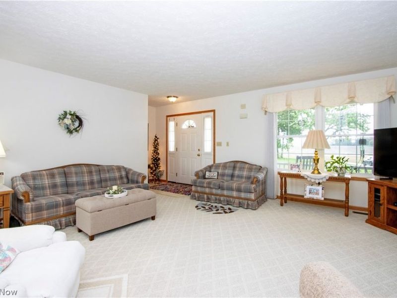 17361 Back Massillon Road, North Lawrence, OH 44666 Photo 17
