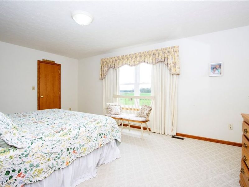 17361 Back Massillon Road, North Lawrence, OH 44666 Photo 25
