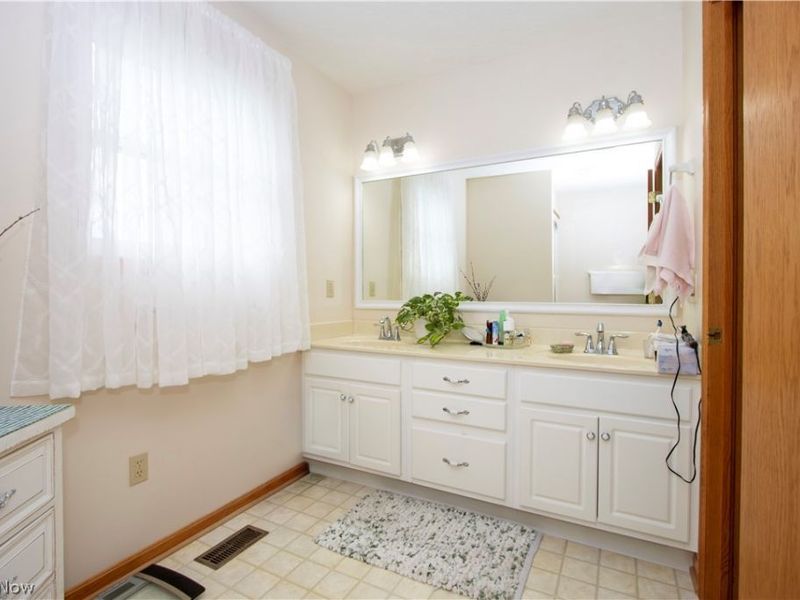17361 Back Massillon Road, North Lawrence, OH 44666 Photo 27