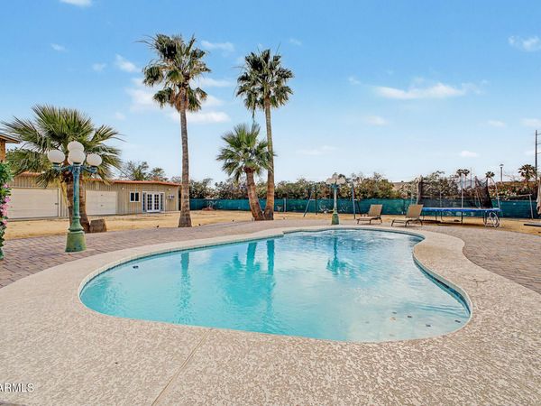 2837 W UNION HILLS Drive, Phoenix, AZ 85027