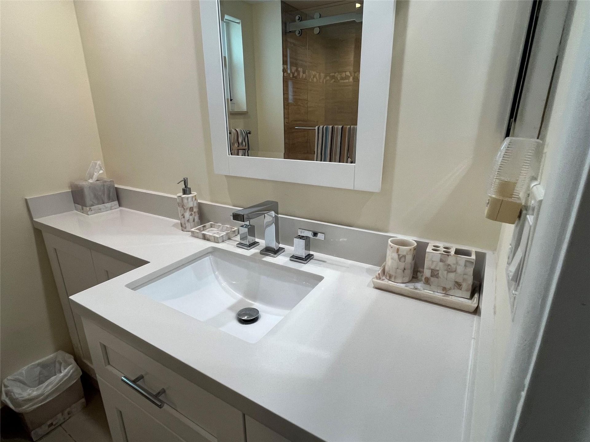 333 NE 21st Avenue, Unit 318, Deerfield Beach, FL 33441 Photo