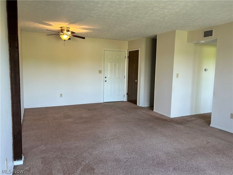 4309 Earl Drive, Unit C6, Steubenville, OH 43952 Photo 3