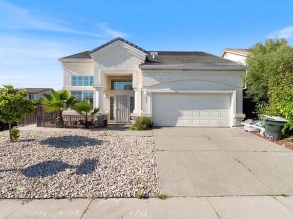 9077 Bedrock Ct, Sacramento, CA 95829