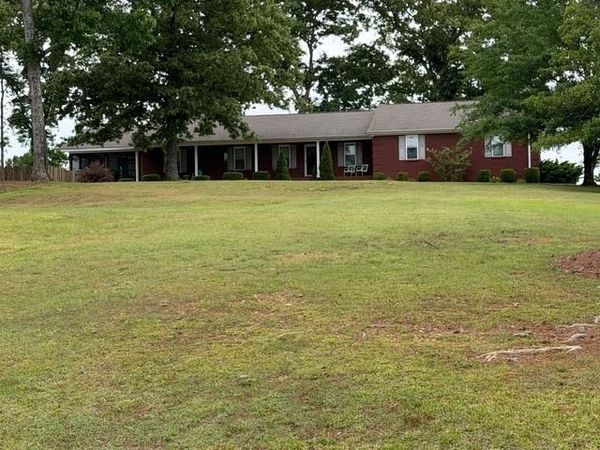 3126 Cave Hollow Rd, Russellville, AL 35654