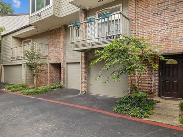 6808 Eastridge Drive, Unit C4, Dallas, TX 75231
