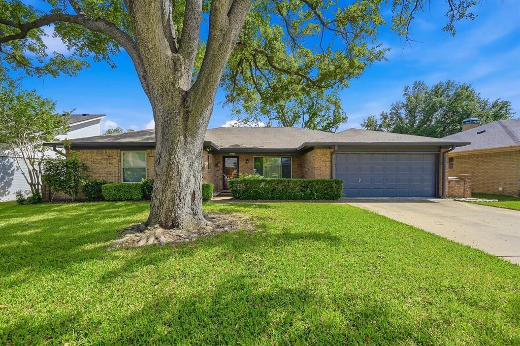 1100 Purdue Drive, Arlington, TX 76012 Main Photo