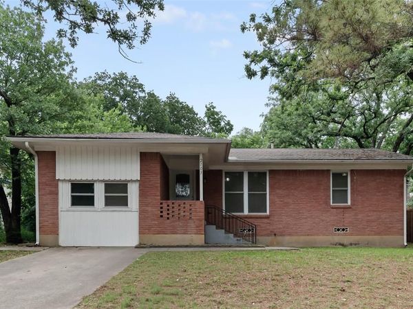 2103 Mercedes Road, Denton, TX 76205