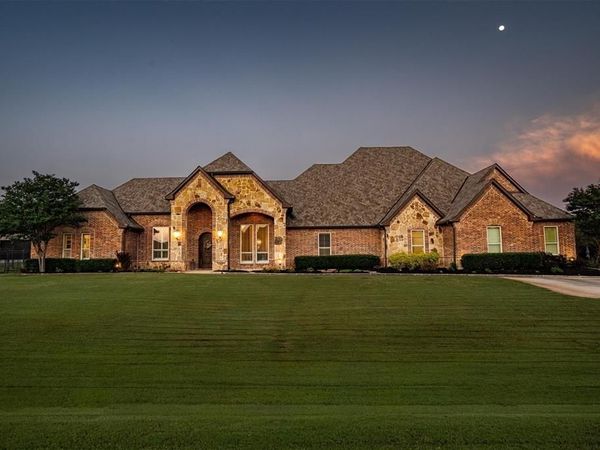 5 Victory Lane , Double Oak, TX 75077