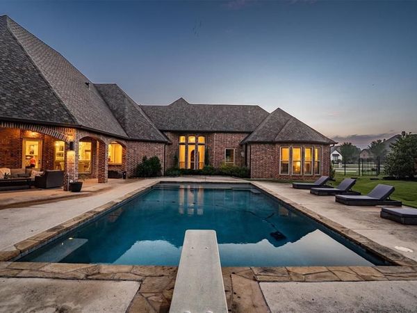 5 Victory Lane, Double Oak, TX 75077