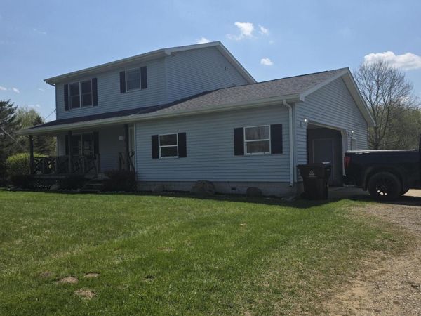 1627 W Barnes Road, Leslie, MI 49251