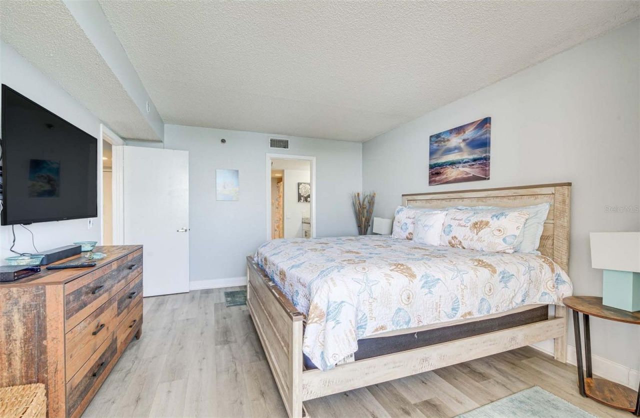 5915 Sea Ranch Drive, Unit 310, Hudson, FL 34667 Photo