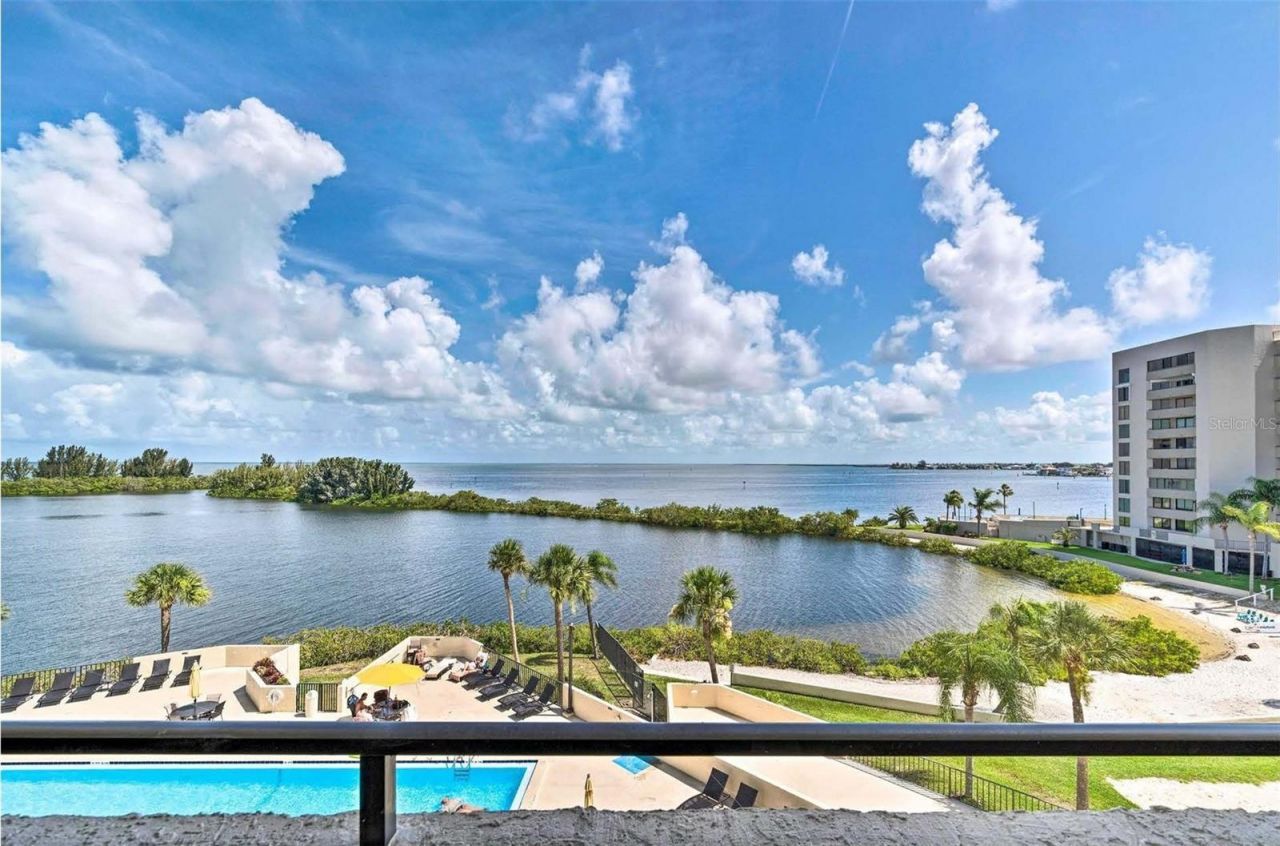 5915 Sea Ranch Drive, Unit 310, Hudson, FL 34667 Photo