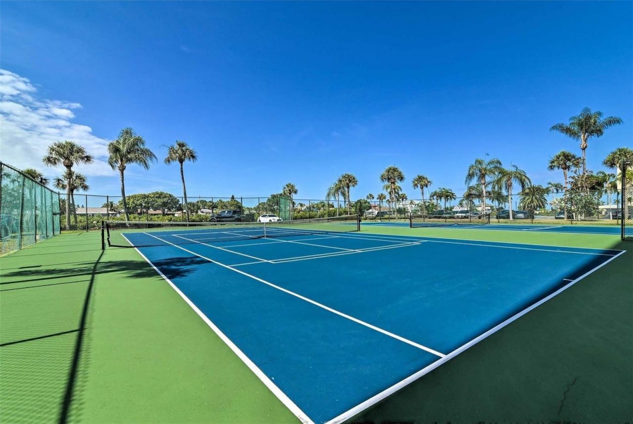 5915 Sea Ranch Drive, Unit 310, Hudson, FL 34667 Photo