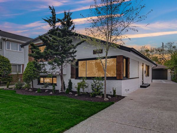7135 N OZARK Avenue , Chicago, IL 60631