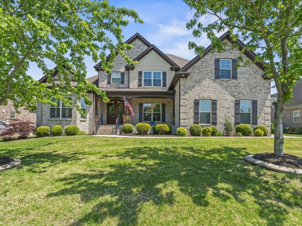 3328 Clovercroft Dr, Murfreesboro, TN 37130
