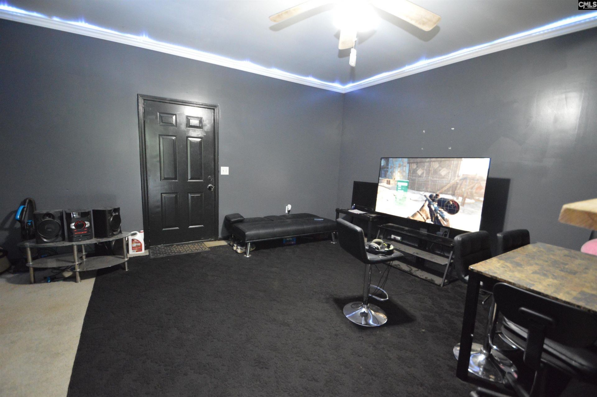 388 Sessions Road  Photo 41