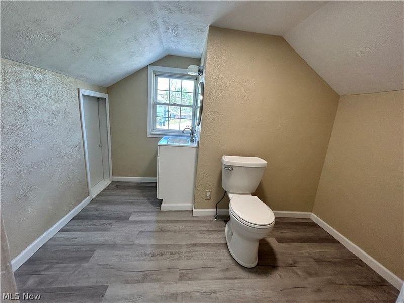 180 W Church Street, Wintersville, OH 43953 Photo 10