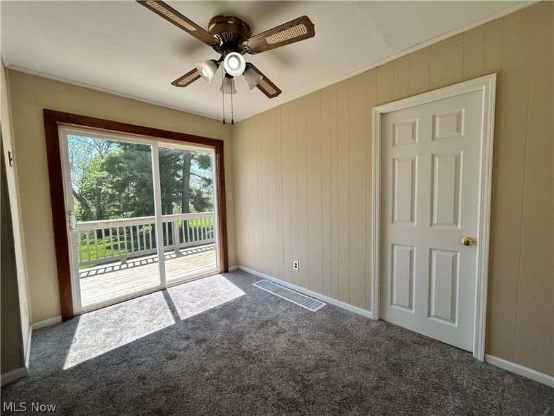 180 W Church Street, Wintersville, OH 43953 Photo 4