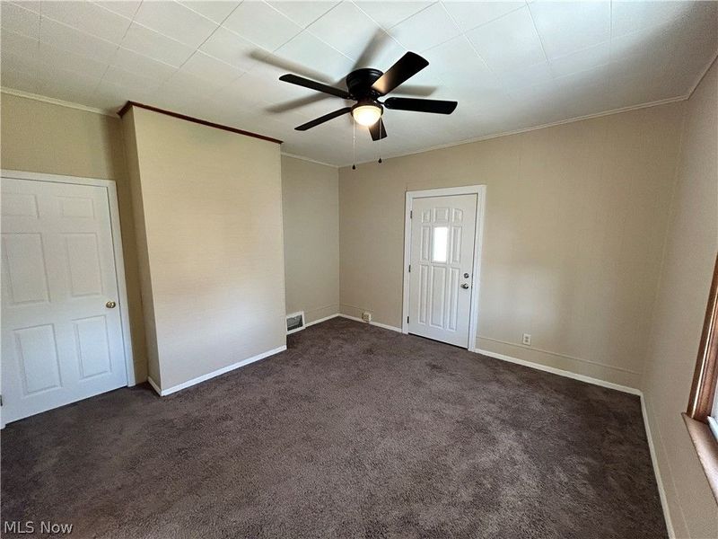 180 W Church Street, Wintersville, OH 43953 Photo 5