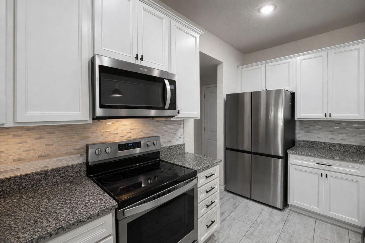 2394 Post Street, Palm Springs, FL 33406 Photo