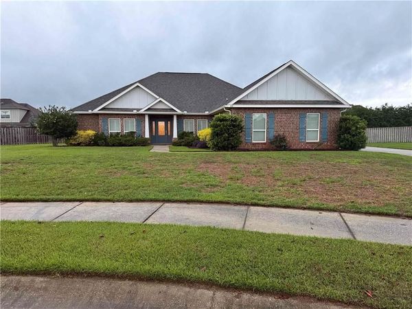 818 Onyx Lane, Fairhope, AL 36532