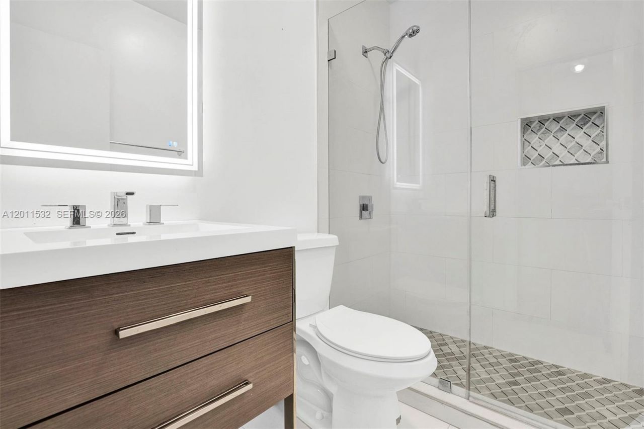 437 Swan Avenue, Miami Springs, FL 33166 Photo