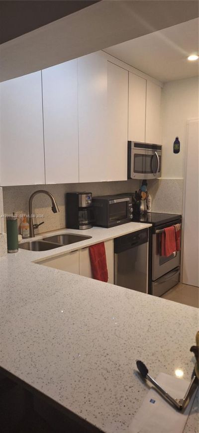 437 Swan Avenue, Miami Springs, FL 33166 Photo