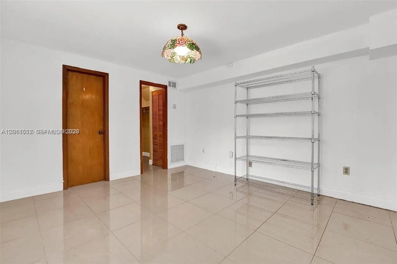 437 Swan Avenue, Miami Springs, FL 33166 Photo