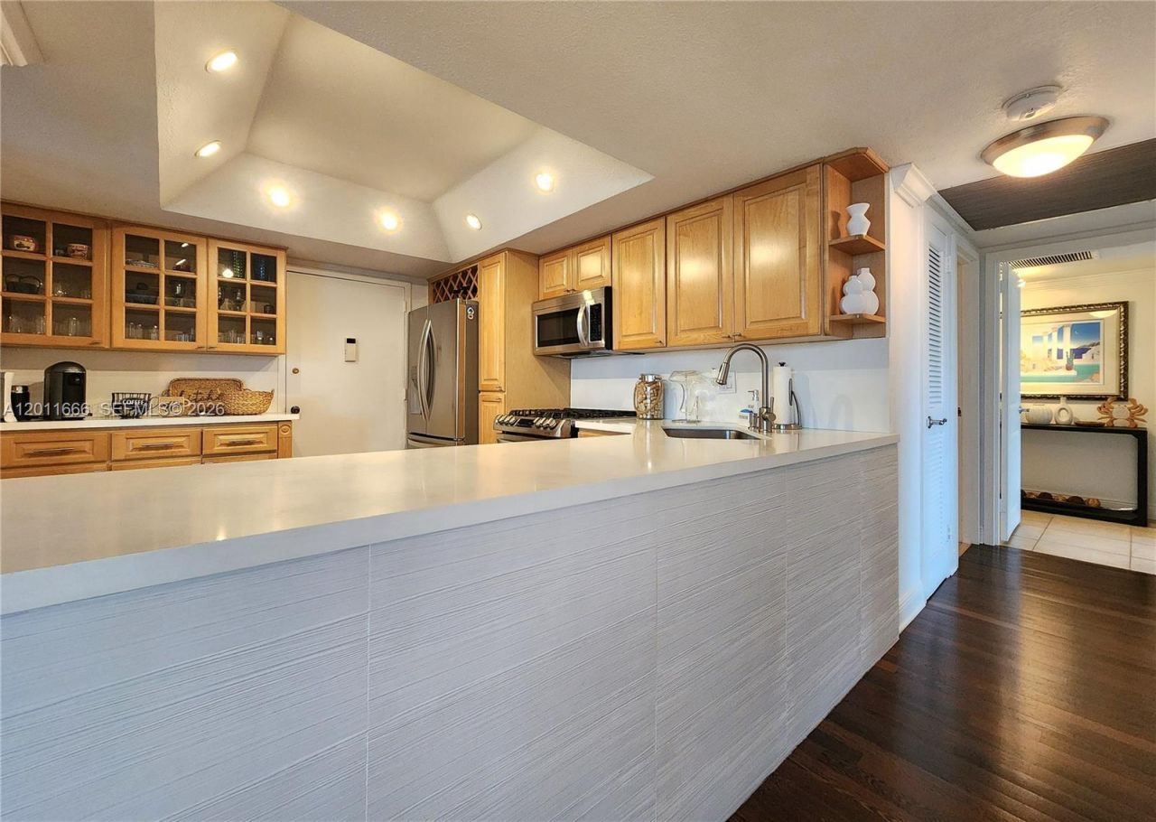 2030 S Ocean Dr , Unit 1107, Hallandale Beach, FL 33009 Photo