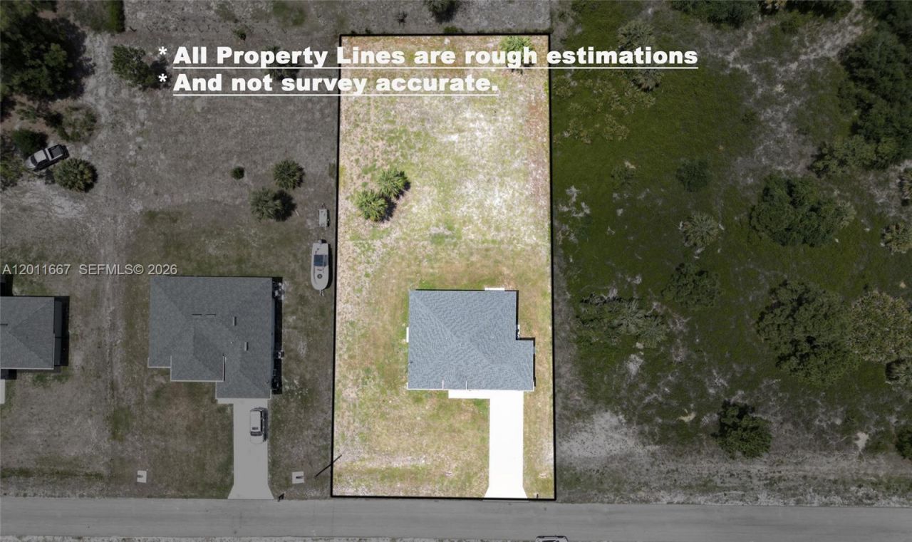 1909 Moore Ave, Lehigh Acres, FL 33972 Photo