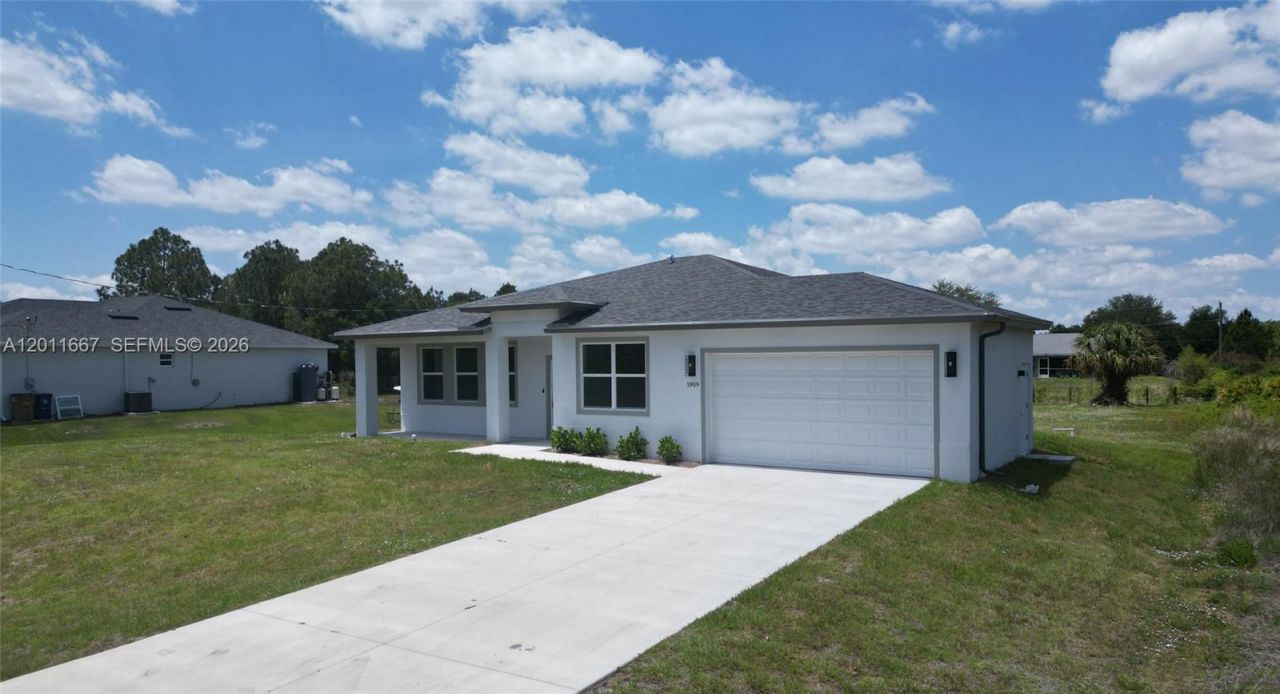 1909 Moore Ave, Lehigh Acres, FL 33972 Photo