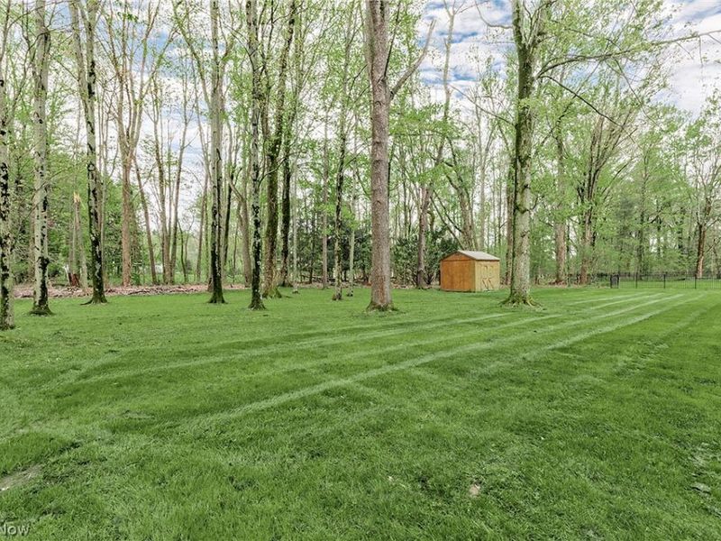 1 Deerfield Drive , Chagrin Falls, OH 44022 Photo 40
