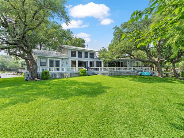 327 Mountain View DR , Sunrise Beach, TX 78643