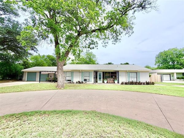 809 S Leggett Drive , Abilene, TX 79605