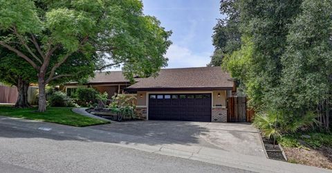 5825 Oak Garden Ct, Orangevale, CA 95662 Photo